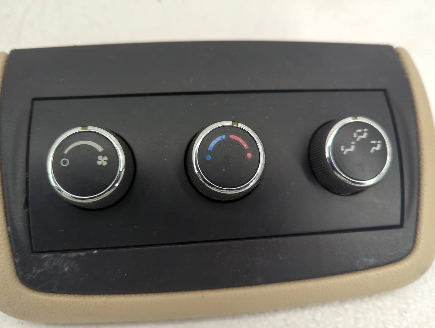 2008 Saturn Outlook Climate Control Module Temperature AC/Heater Replacement Fits OEM Used Auto Parts - Oemusedautoparts1.co