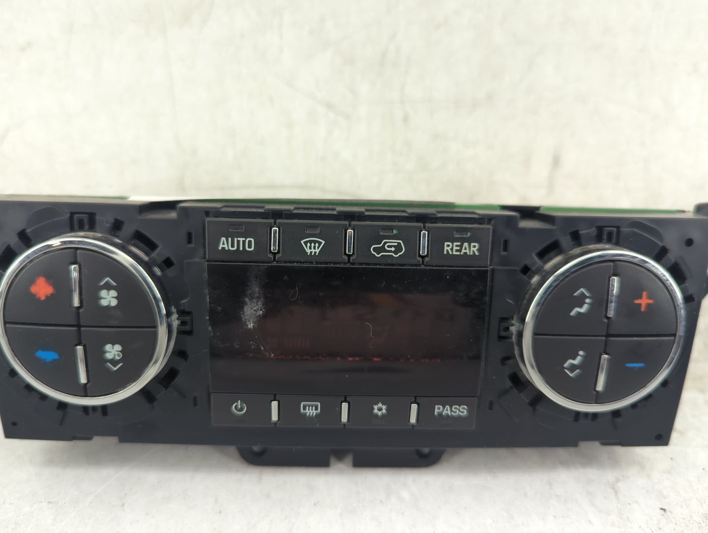 2008 Saturn Outlook Climate Control Module Temperature AC/Heater Replacement P/N:25932037 Fits OEM Used Auto Parts - Oemused
