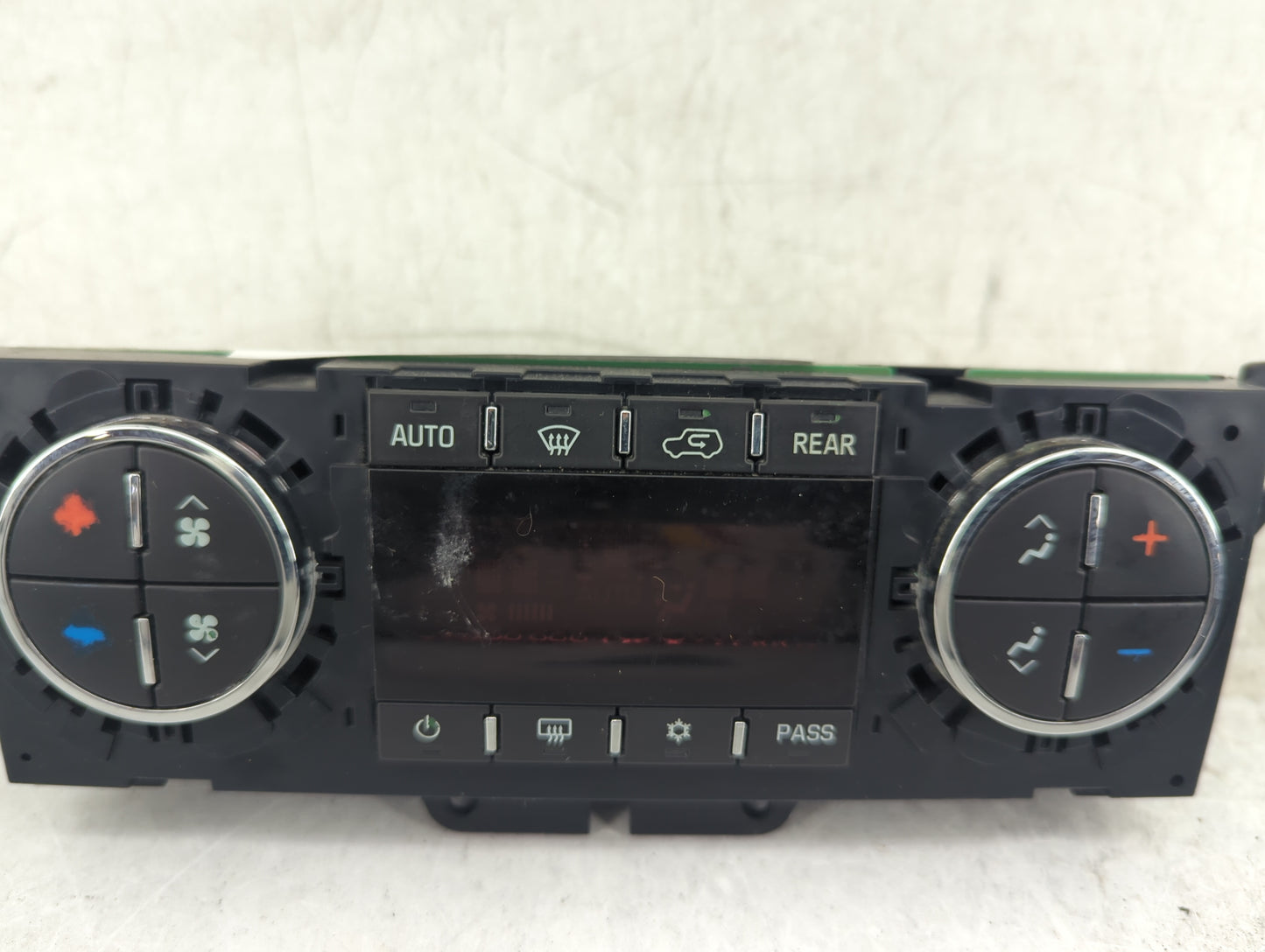 2008 Saturn Outlook Climate Control Module Temperature AC/Heater Replacement P/N:25932037 Fits OEM Used Auto Parts - Oemused