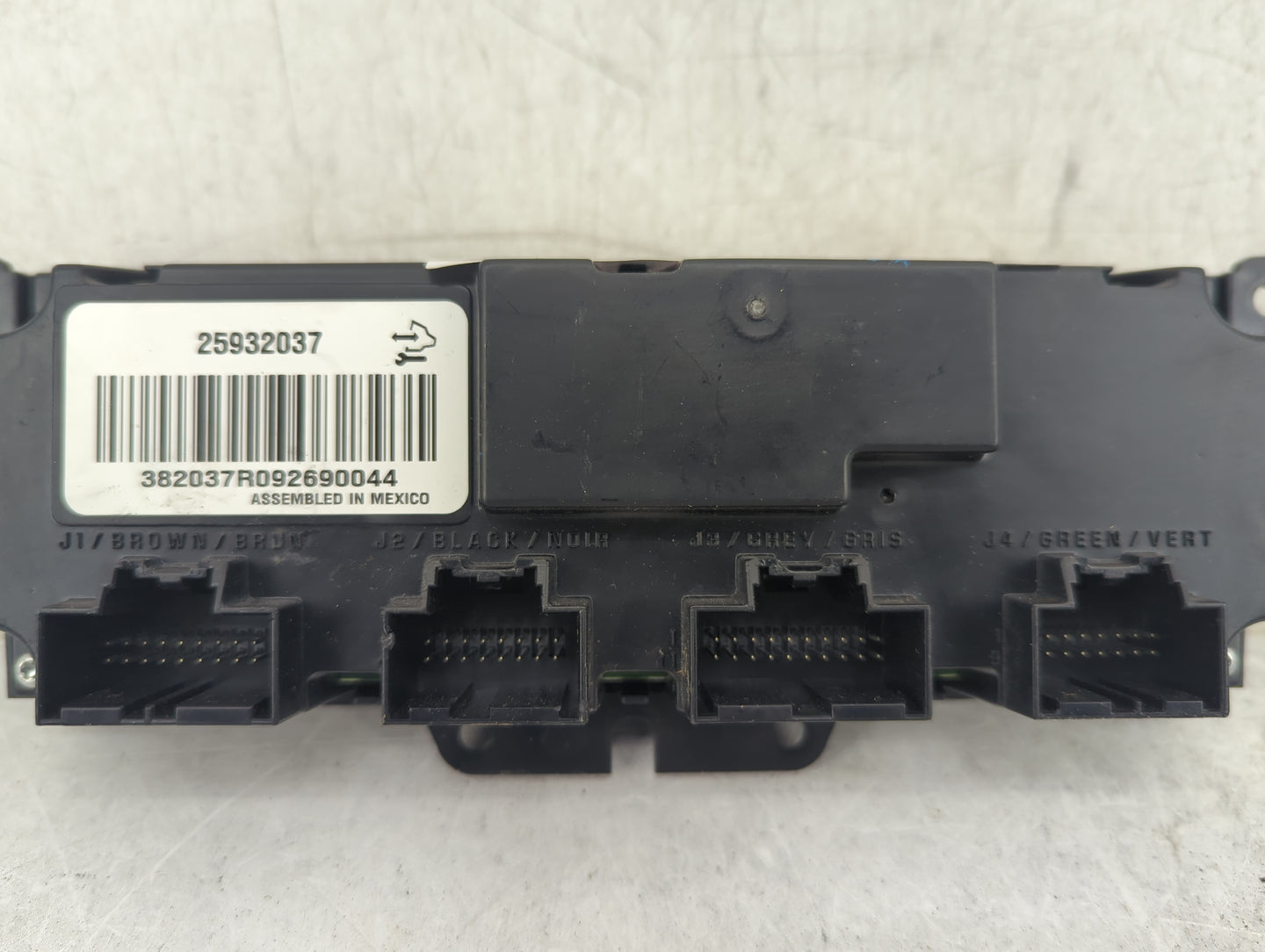 2008 Saturn Outlook Climate Control Module Temperature AC/Heater Replacement P/N:25932037 Fits OEM Used Auto Parts - Oemused