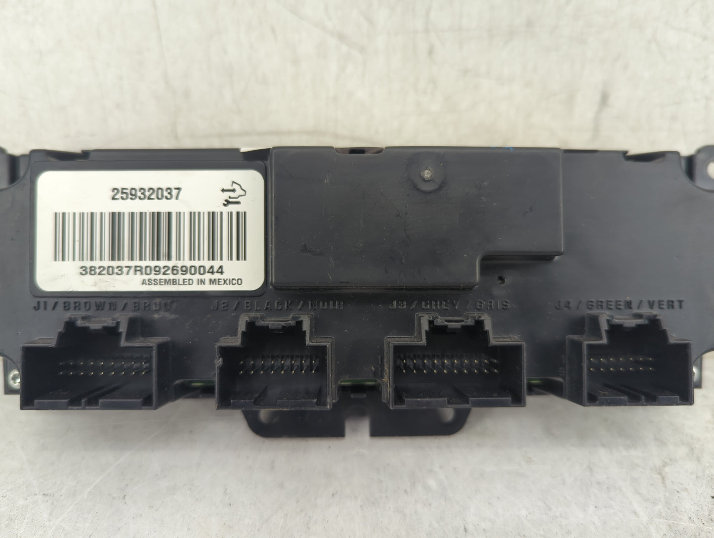 2008 Saturn Outlook Climate Control Module Temperature AC/Heater Replacement P/N:25932037 Fits OEM Used Auto Parts - Oemused