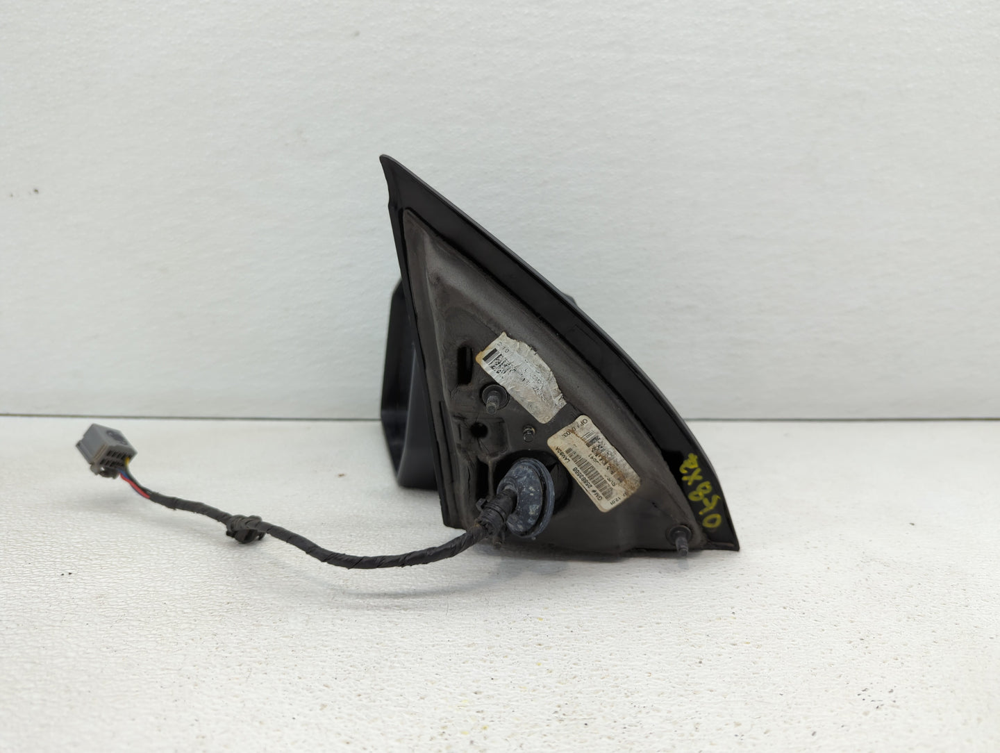 2008 Saturn Outlook Driver Side View Mirror - Left Door Mirror OEM Used - Oemusedautoparts1.com