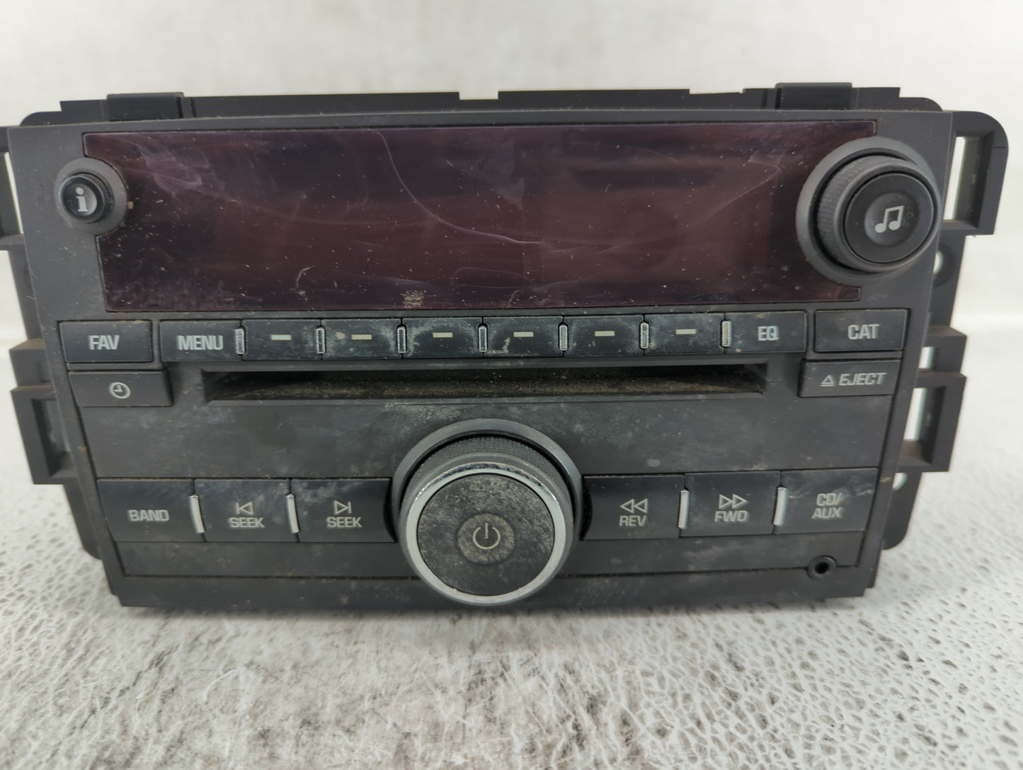 2008 Saturn Outlook Am Fm Cd Player Radio Receiver - Oemusedautoparts1.com