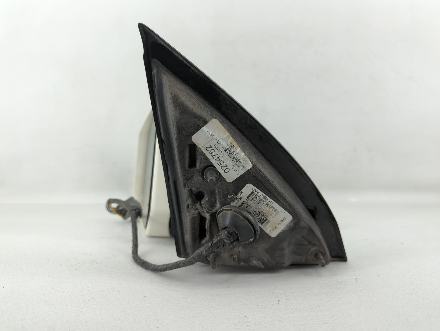 2008 Saturn Outlook Driver Side View Mirror - Left Door Mirror OEM Used - Oemusedautoparts1.com