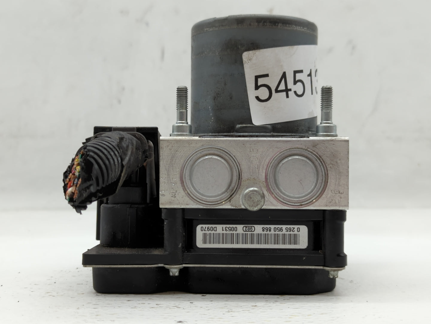2008 Saturn Outlook ABS Pump Control Module Replacement P/N:25821433 Fits OEM Used Auto Parts - Oemusedautoparts1.com