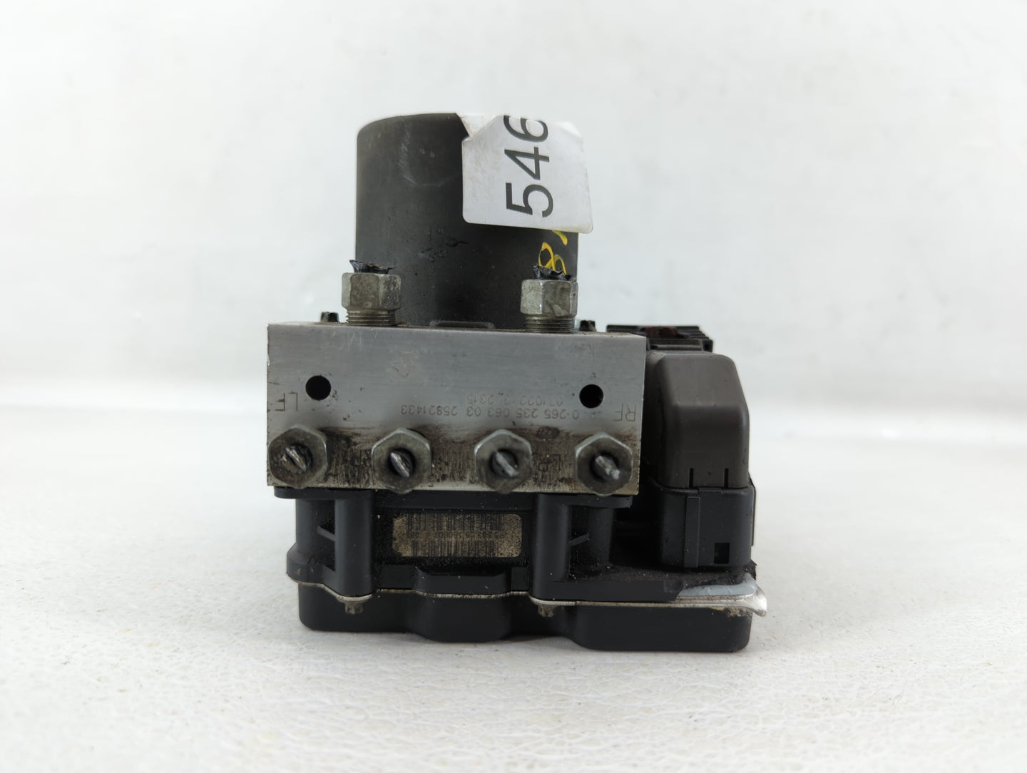 2008 Saturn Outlook ABS Pump Control Module Replacement P/N:25821433 Fits OEM Used Auto Parts - Oemusedautoparts1.com