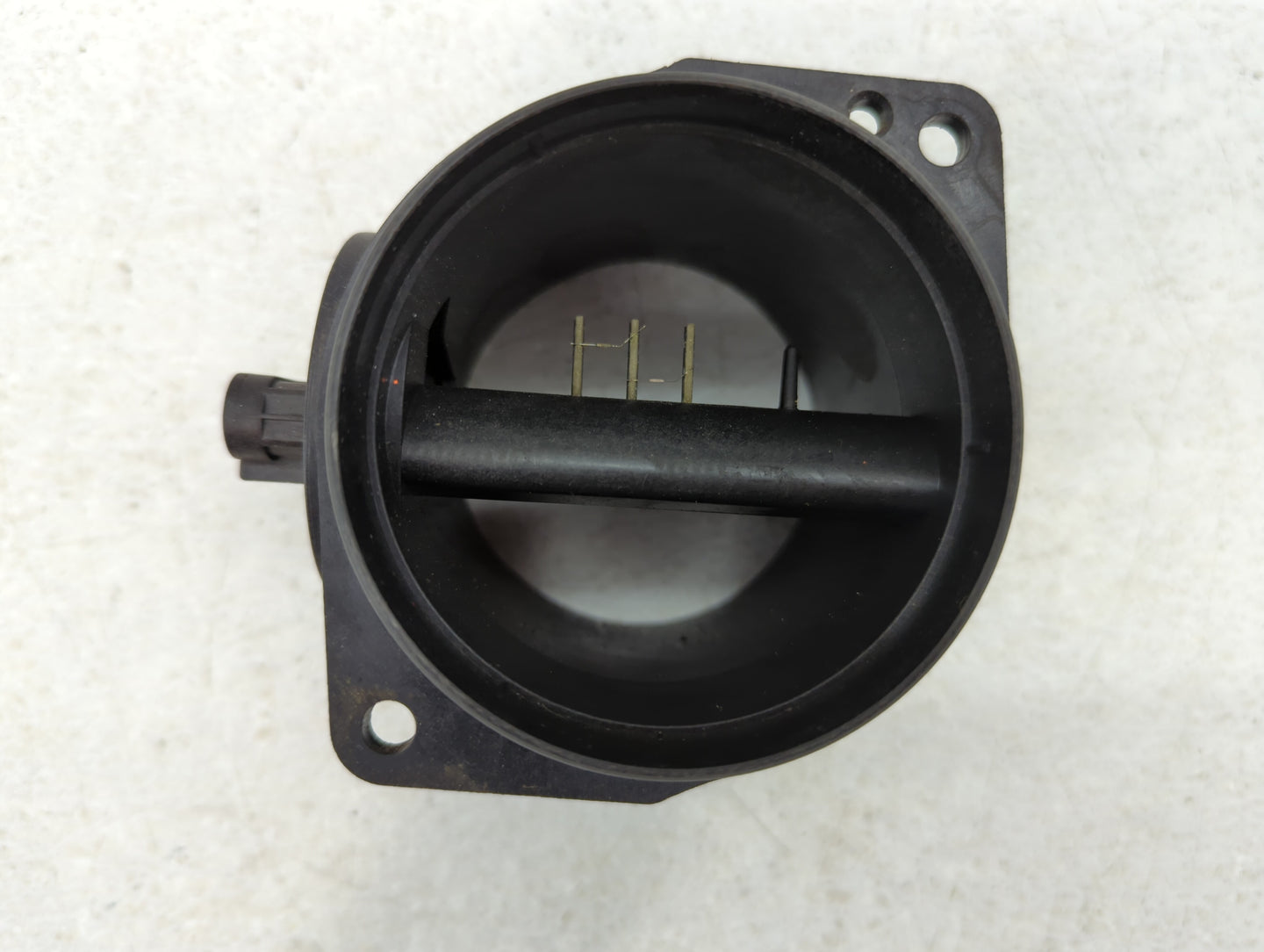 Saturn Outlook Mass Air Flow Meter Maf - Oemusedautoparts1.com