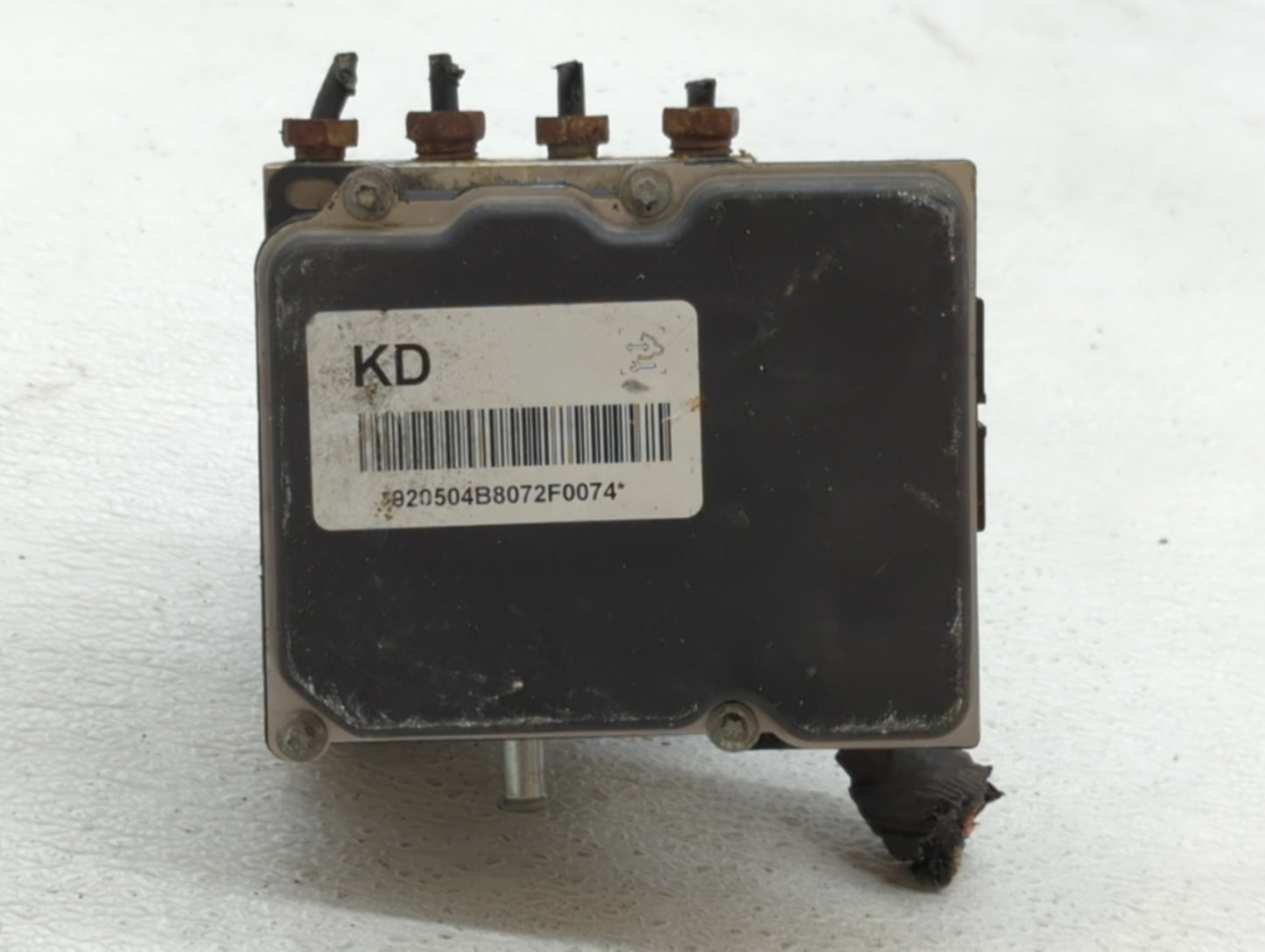 2008 Saturn Outlook ABS Pump Control Module Replacement P/N:25860804 Fits OEM Used Auto Parts - Oemusedautoparts1.com