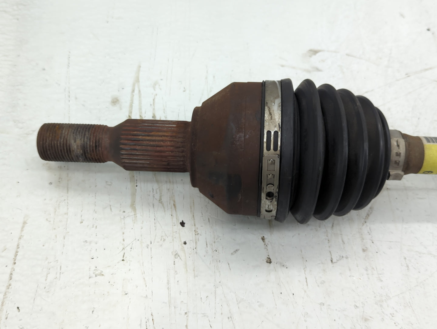 Saturn Outlook Axle Shaft Front Passenger Cv C/v - Oemusedautoparts1.com