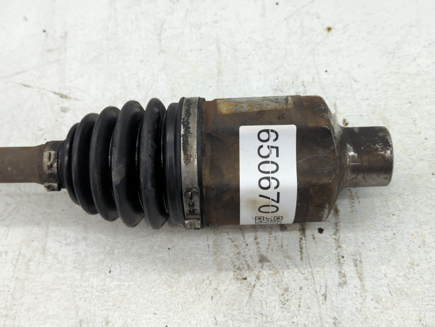 Saturn Outlook Axle Shaft Front Passenger Cv C/v - Oemusedautoparts1.com