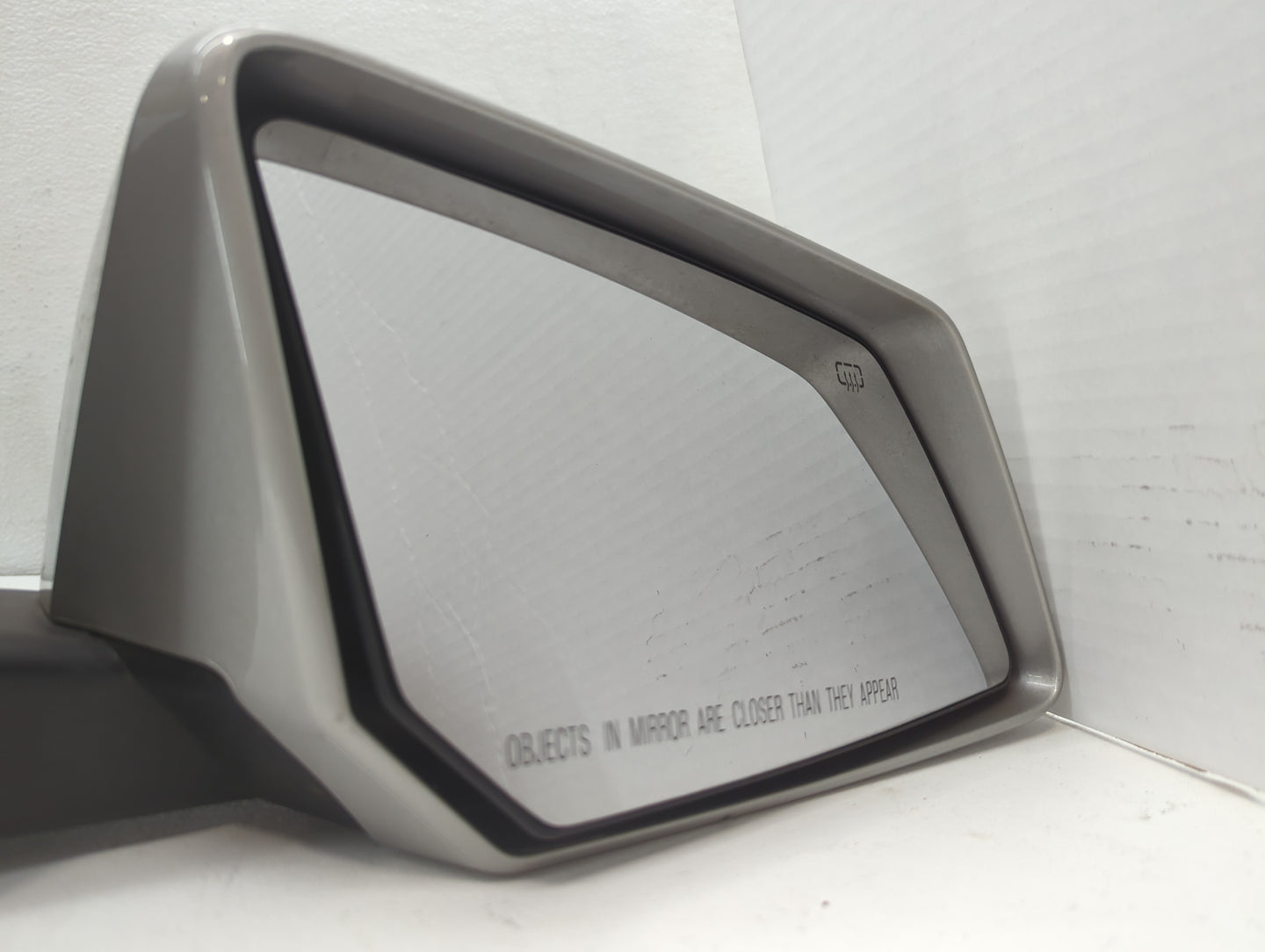 2008 Saturn Outlook Passenger Side View Mirror - Right Door Mirror OEM Used - Oemusedautoparts1.com