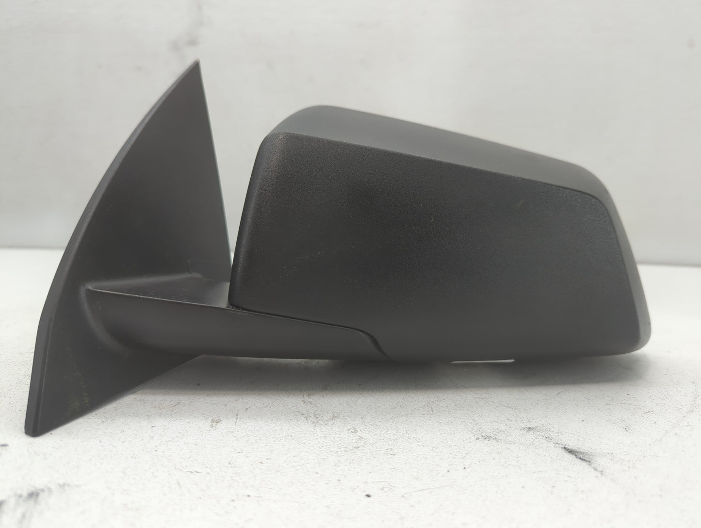 2008 Saturn Outlook Driver Side View Mirror - Left Door Mirror OEM Used - Oemusedautoparts1.com