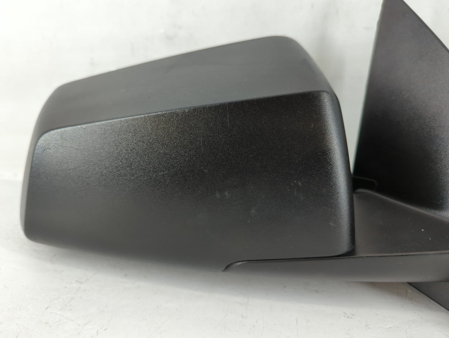 2008 Saturn Outlook Passenger Side View Mirror - Right Door Mirror OEM Used - Oemusedautoparts1.com