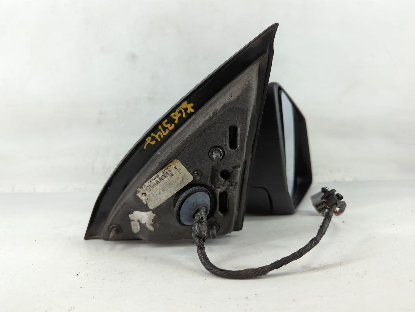2008 Saturn Outlook Passenger Side View Mirror - Right Door Mirror OEM Used - Oemusedautoparts1.com