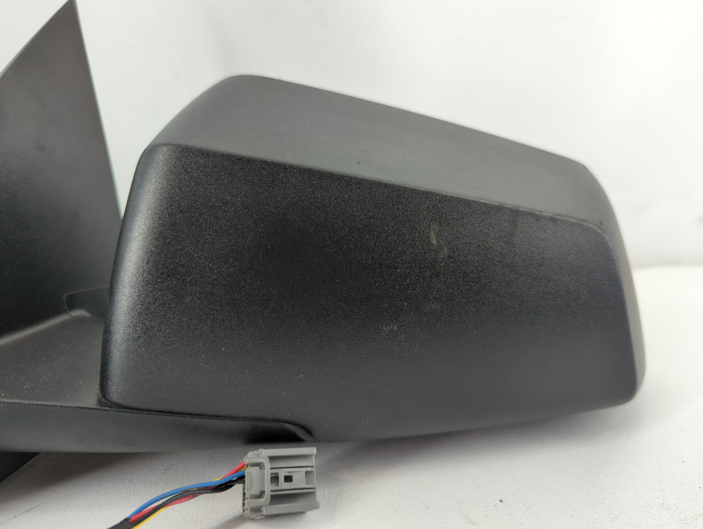 2008 Saturn Outlook Driver Side View Mirror - Left Door Mirror OEM Used - Oemusedautoparts1.com