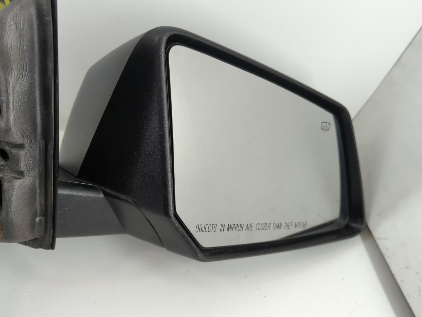 2008 Saturn Outlook Passenger Side View Mirror - Right Door Mirror OEM Used - Oemusedautoparts1.com