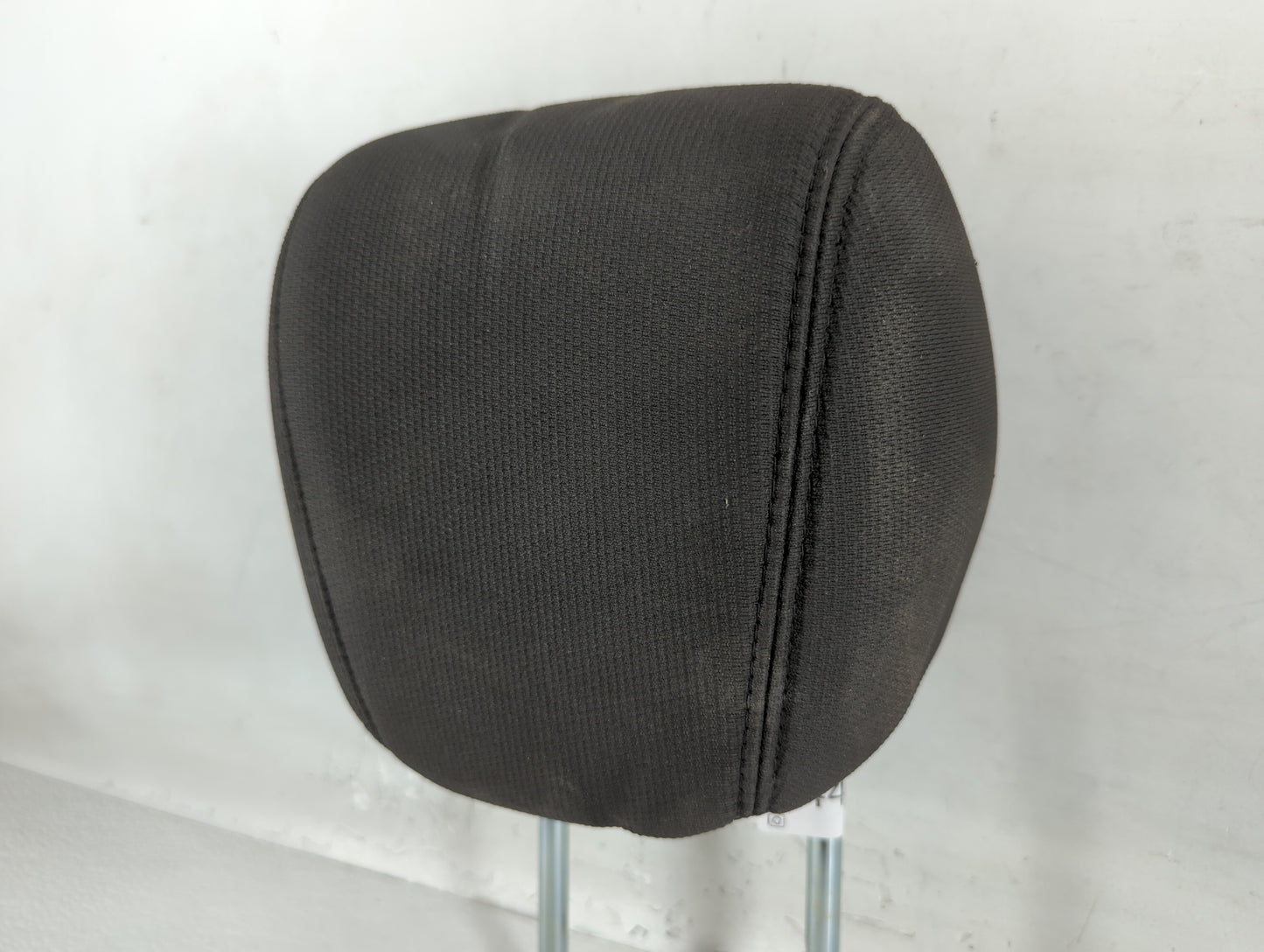 2008 Saturn Outlook Headrest Head Rest Front Driver Passenger Seat Fits OEM Used Auto Parts - Oemusedautoparts1.com