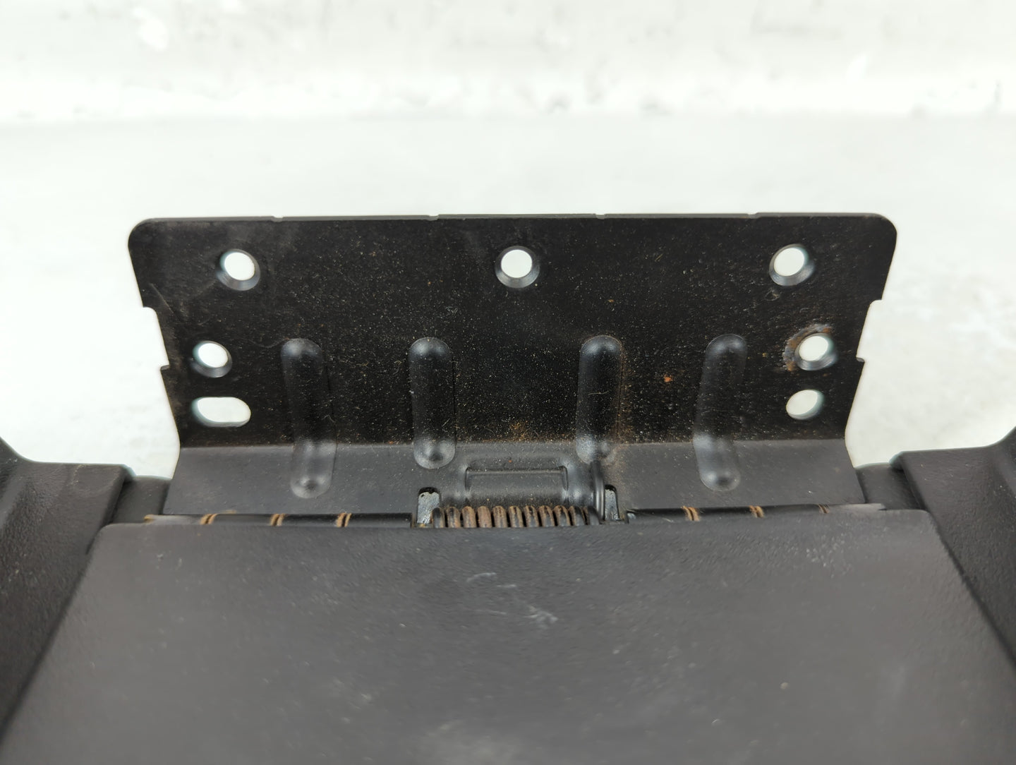 2008 Saturn Outlook Center Console Armrest Cover Lid Fits OEM Used Auto Parts - Oemusedautoparts1.com