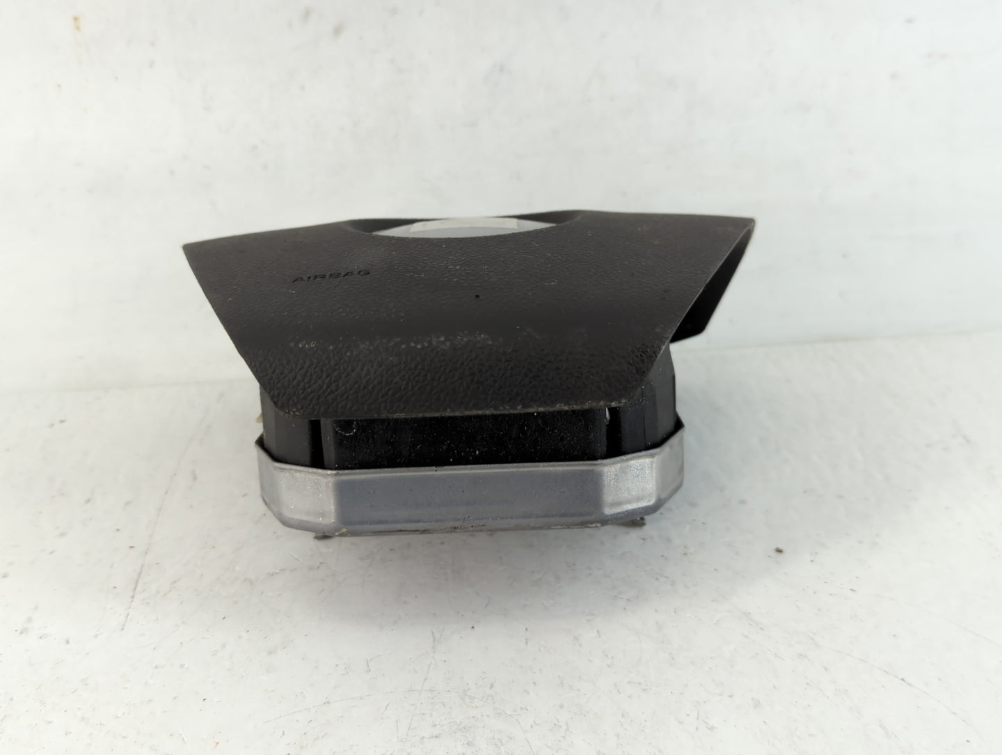 2008 Saturn Outlook Air Bag Driver Left Steering Wheel Mounted P/N:0153369 15777219 Fits OEM Used Auto Parts - Oemusedautopa