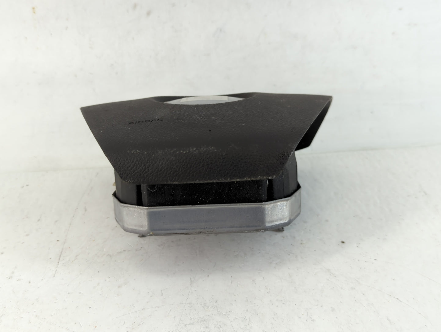 2008 Saturn Outlook Air Bag Driver Left Steering Wheel Mounted P/N:0153369 15777219 Fits OEM Used Auto Parts - Oemusedautopa