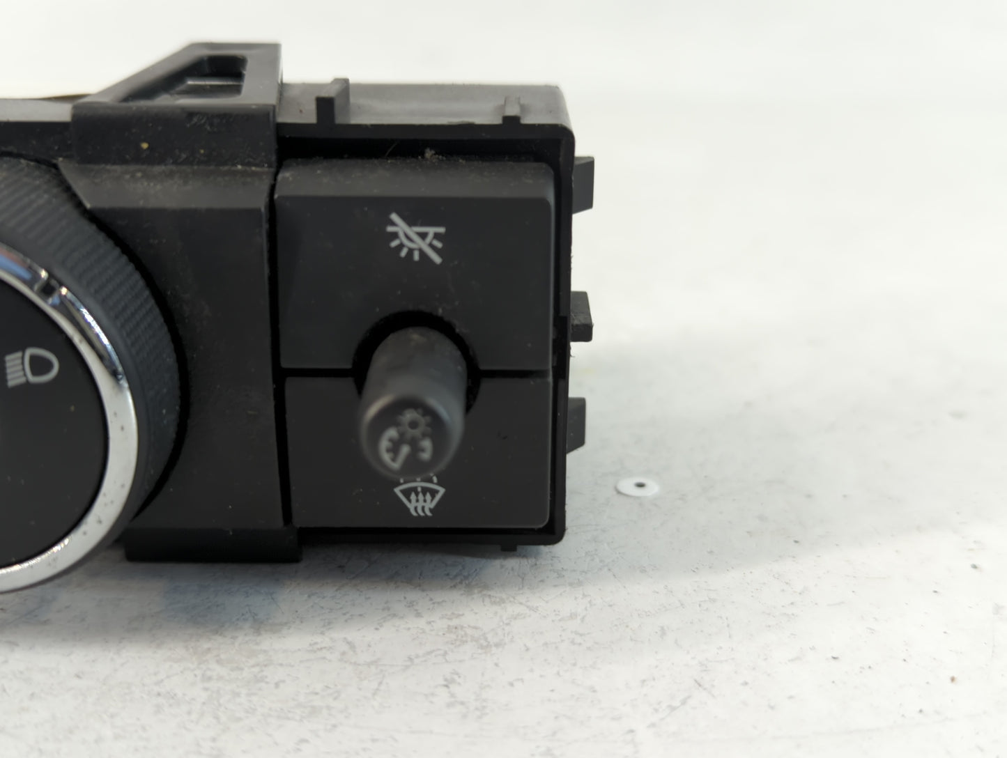 2008 Saturn Outlook Headlight Head Light Switch Lamp Control - Oemusedautoparts1.com