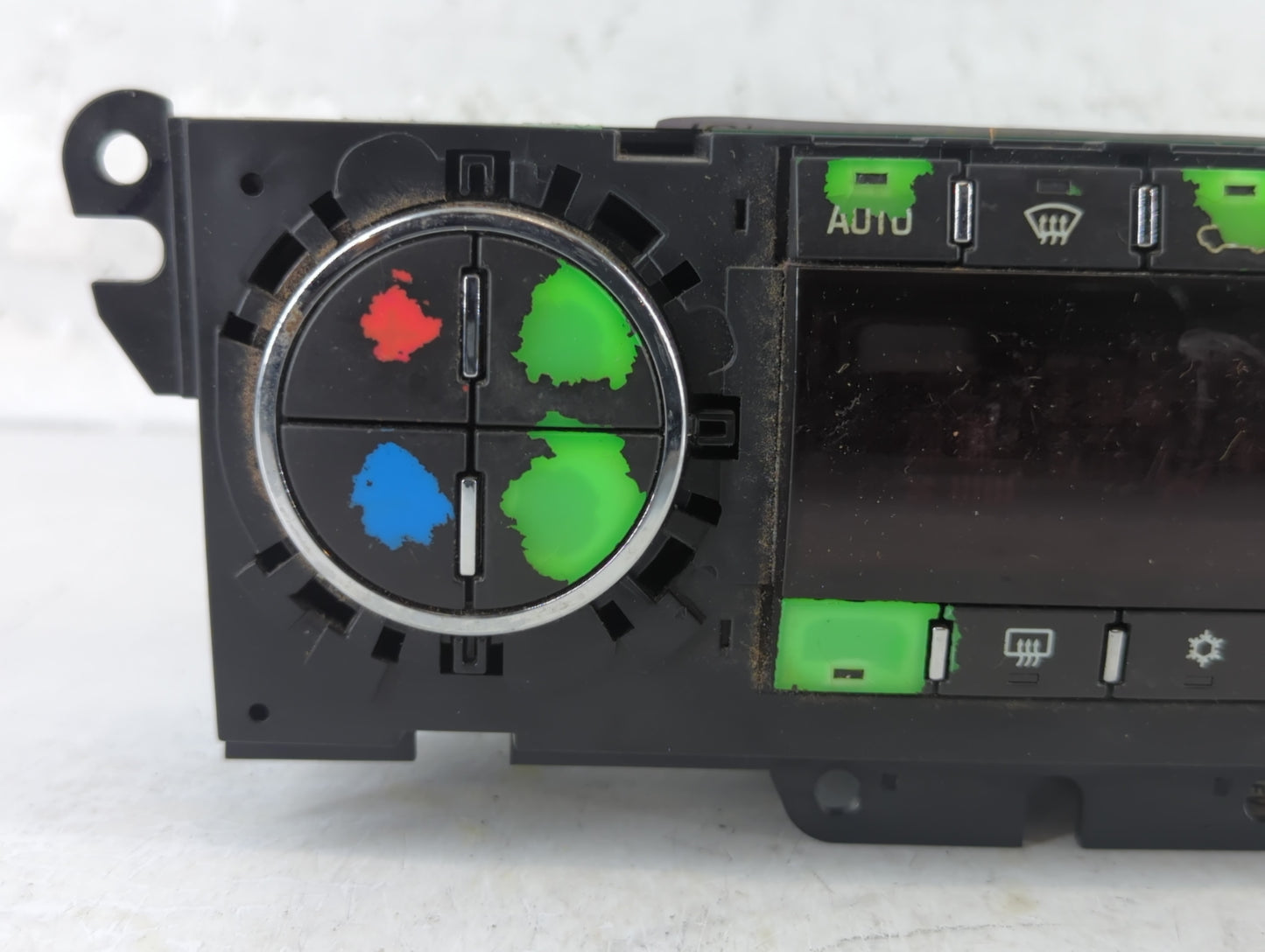 2008 Saturn Outlook Climate Control Module Temperature AC/Heater Replacement P/N:25894710 Fits OEM Used Auto Parts - Oemused
