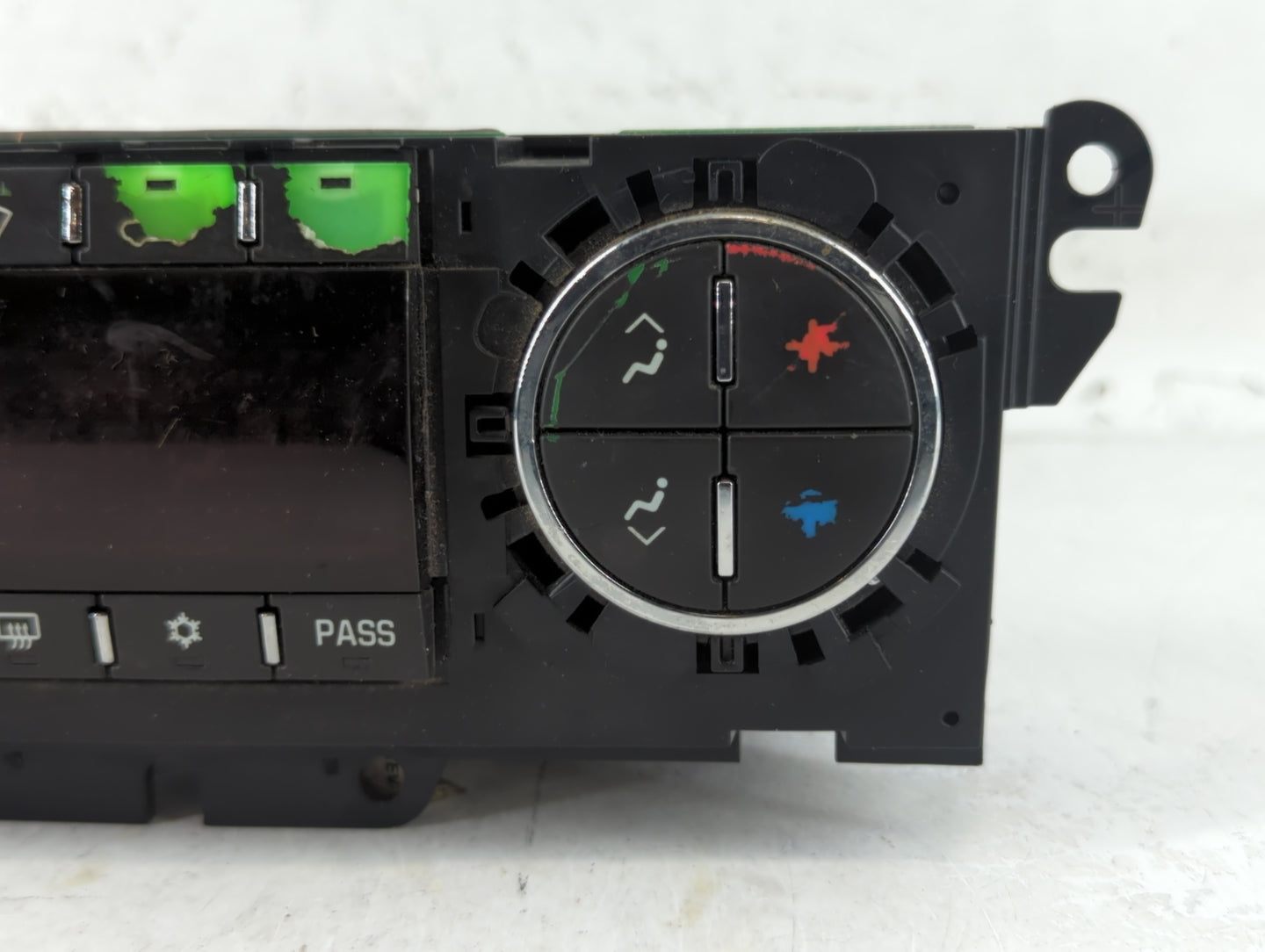 2008 Saturn Outlook Climate Control Module Temperature AC/Heater Replacement P/N:25894710 Fits OEM Used Auto Parts - Oemused