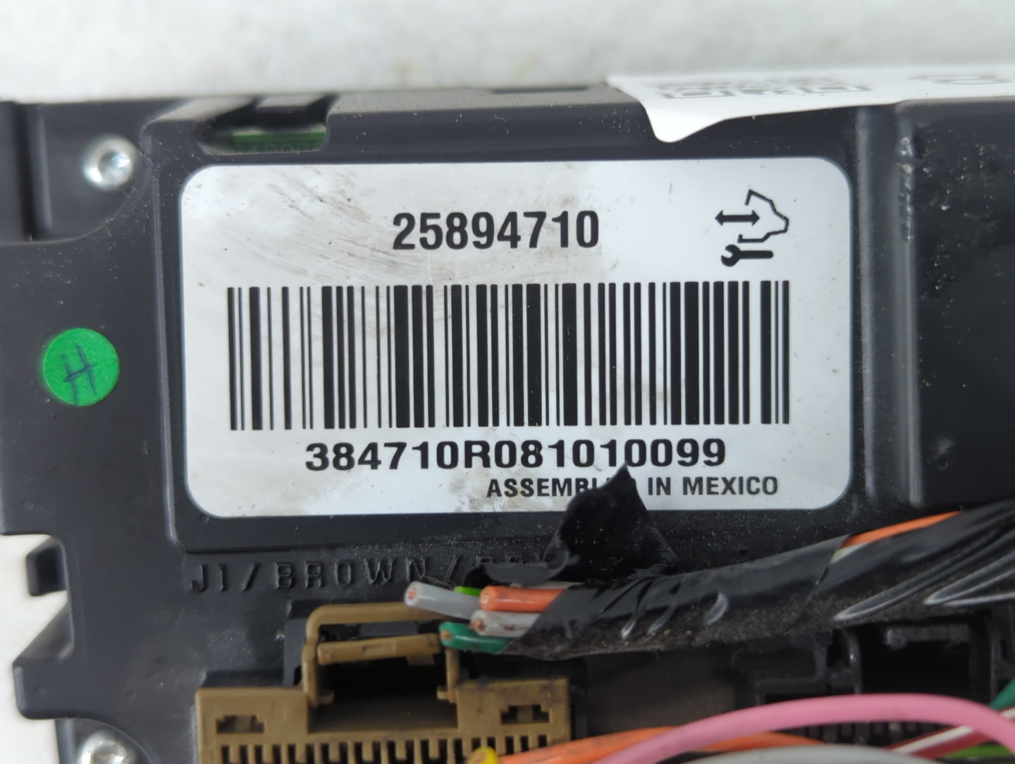 2008 Saturn Outlook Climate Control Module Temperature AC/Heater Replacement P/N:25894710 Fits OEM Used Auto Parts - Oemused