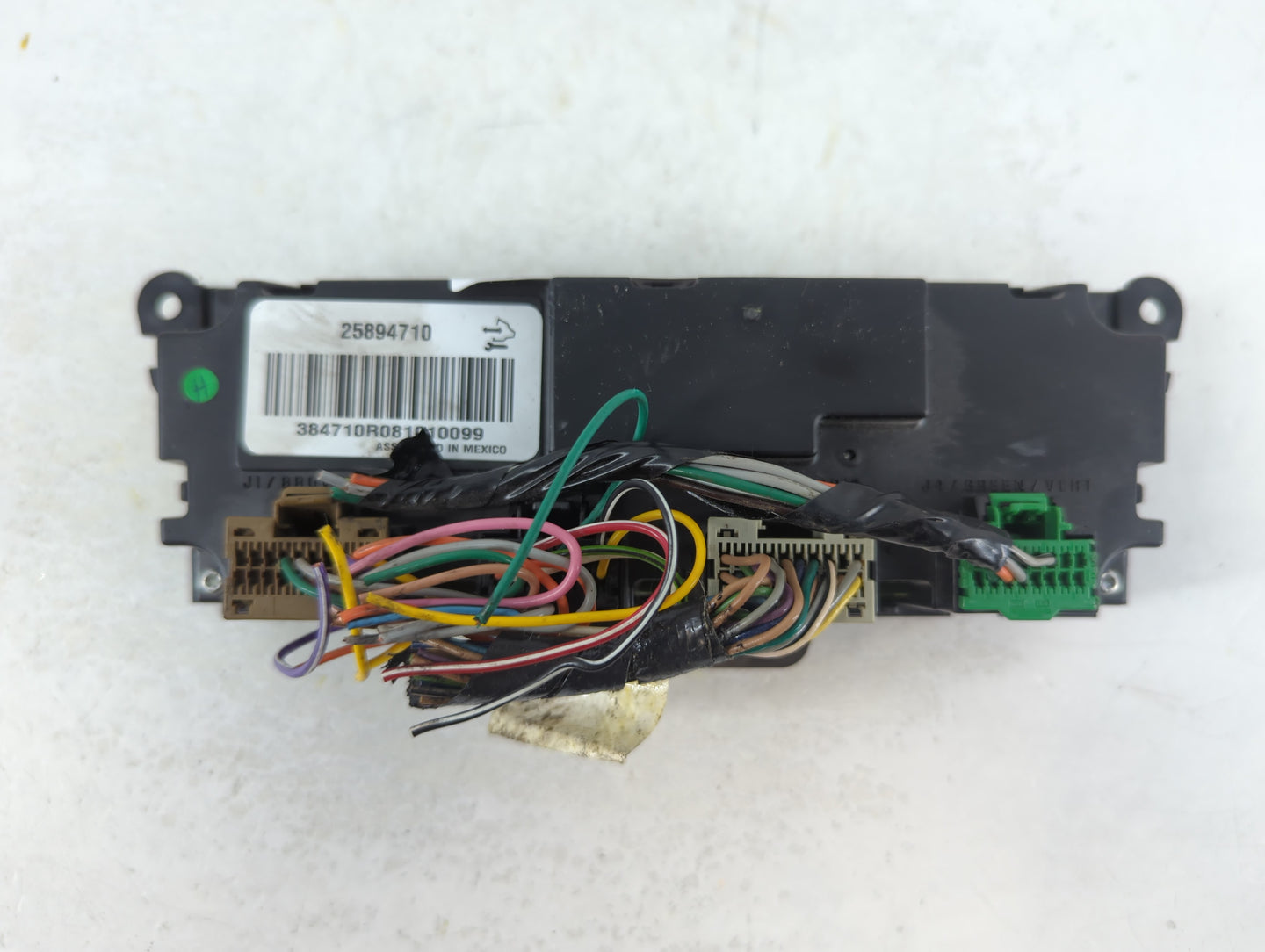 2008 Saturn Outlook Climate Control Module Temperature AC/Heater Replacement P/N:25894710 Fits OEM Used Auto Parts - Oemused