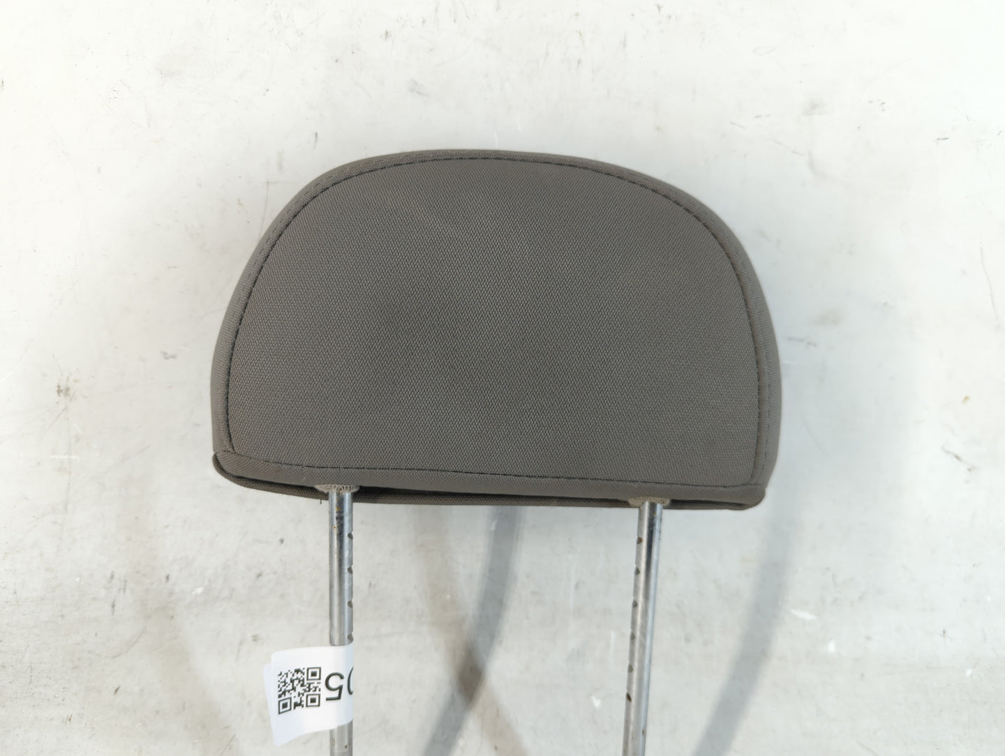 2008-2010 Saturn Vue Headrest Head Rest Front Driver Passenger Seat Fits Fits 2008 2009 2010 OEM Used Auto Parts - Oemusedau