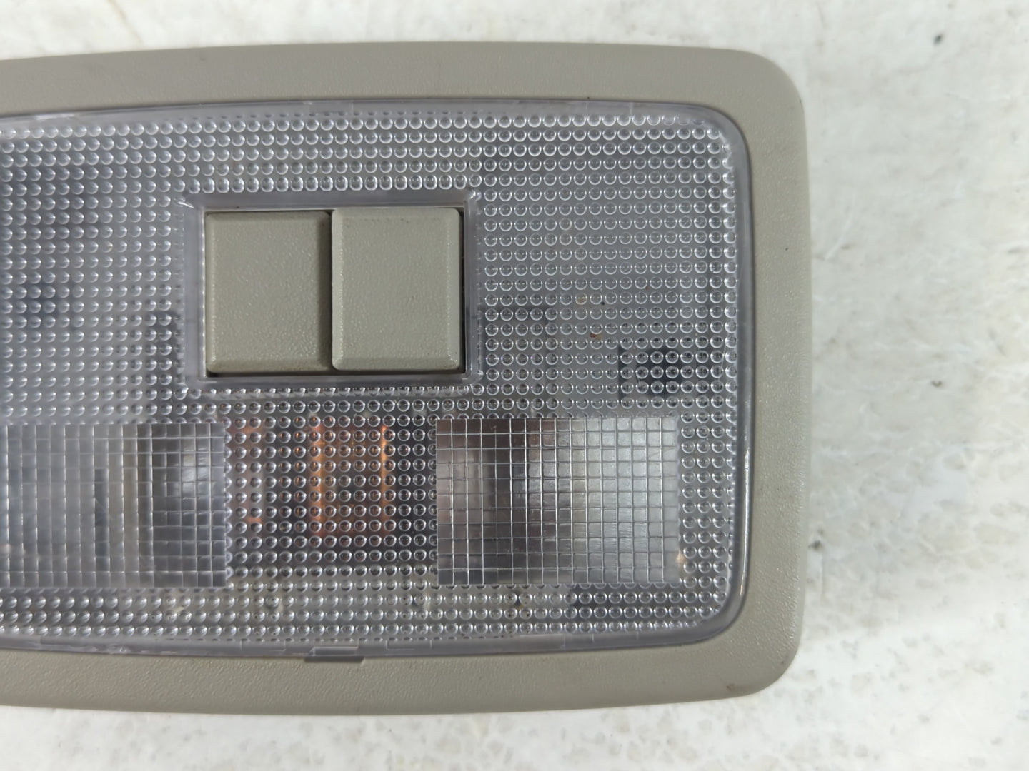 2008 Saturn Vue DOME LIGHT - Oemusedautoparts1.com