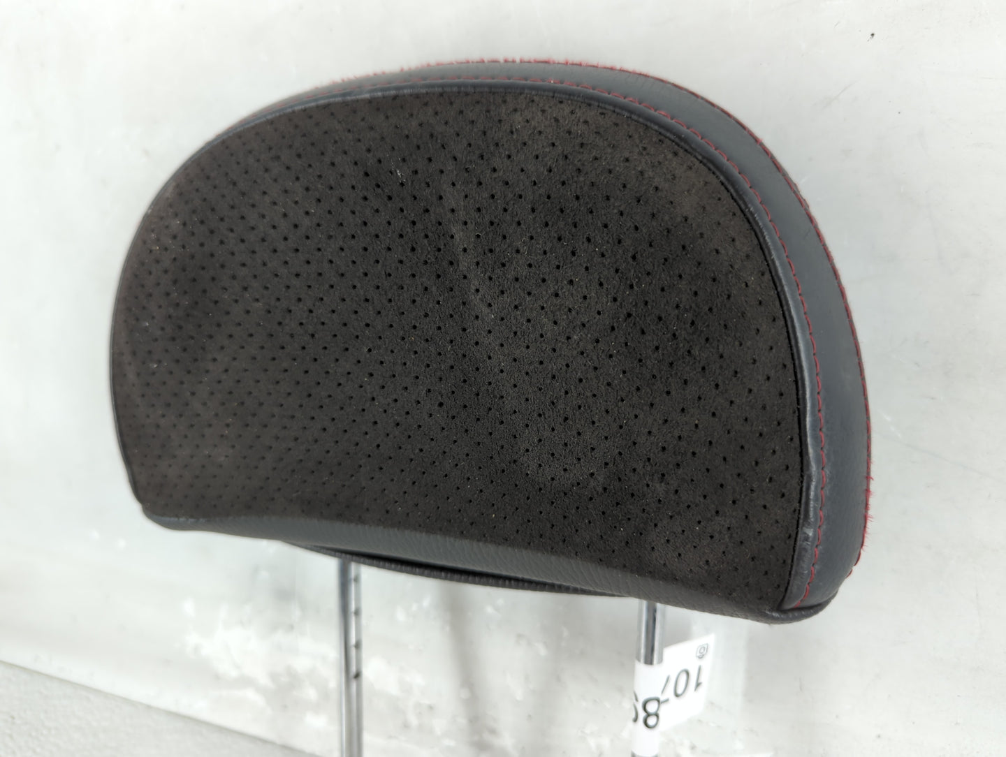 2008-2010 Saturn Vue Headrest Head Rest Front Driver Passenger Seat Fits Fits 2008 2009 2010 OEM Used Auto Parts - Oemusedau