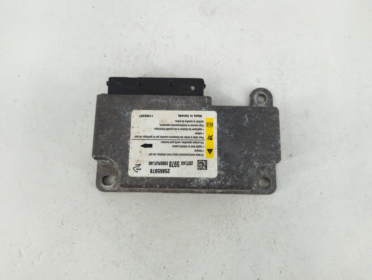 2008-2010 Saturn Vue Chassis Control Module Ccm Bcm Body Control - Oemusedautoparts1.com