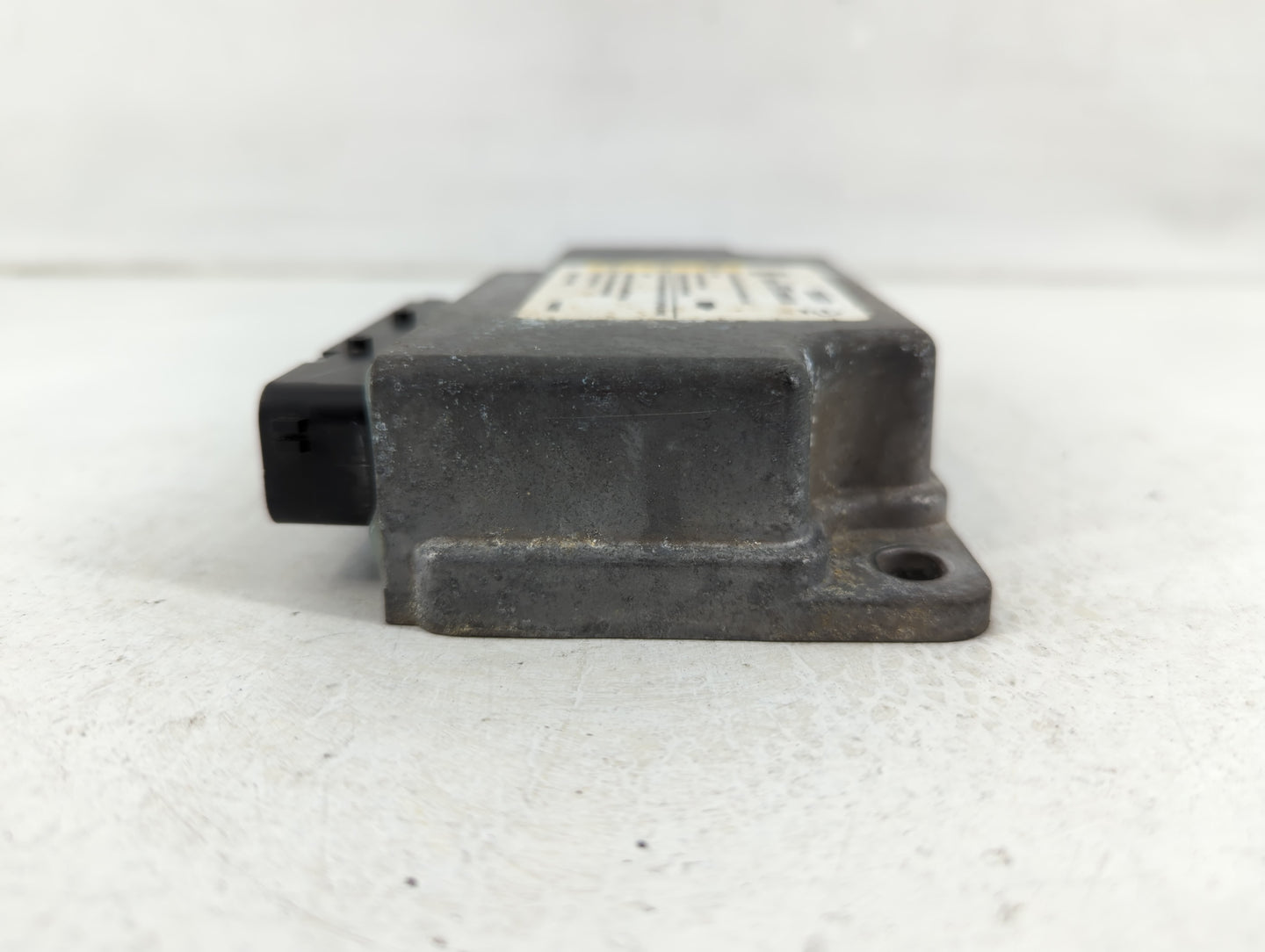 2008-2010 Saturn Vue Chassis Control Module Ccm Bcm Body Control - Oemusedautoparts1.com