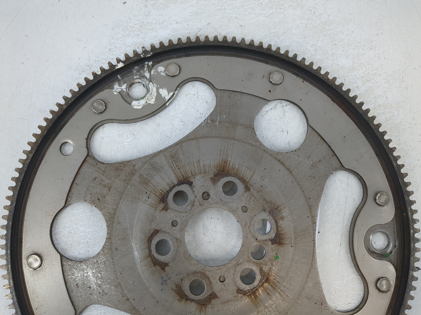 2004-2010 Saturn Vue Transmission Flywheel Flexplate P/N:12593689 Fits OEM Used Auto Parts - Oemusedautoparts1.com