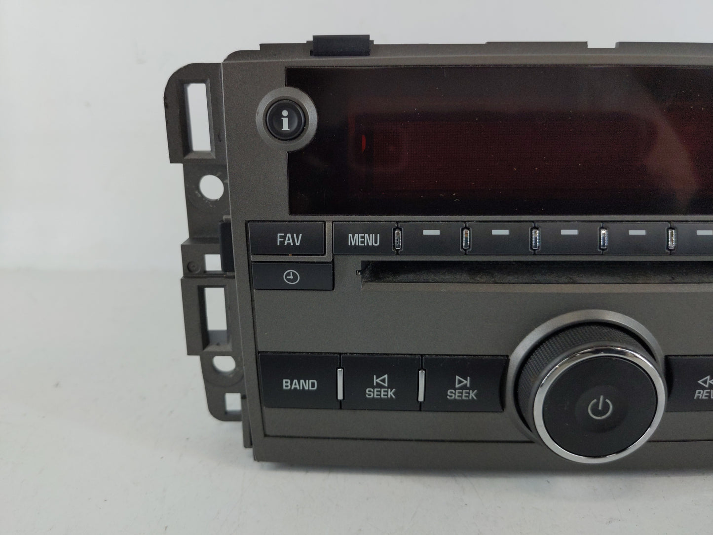 2008 Saturn Vue Radio AM FM Cd Player Receiver Replacement P/N:25956992 Fits OEM Used Auto Parts - Oemusedautoparts1.com