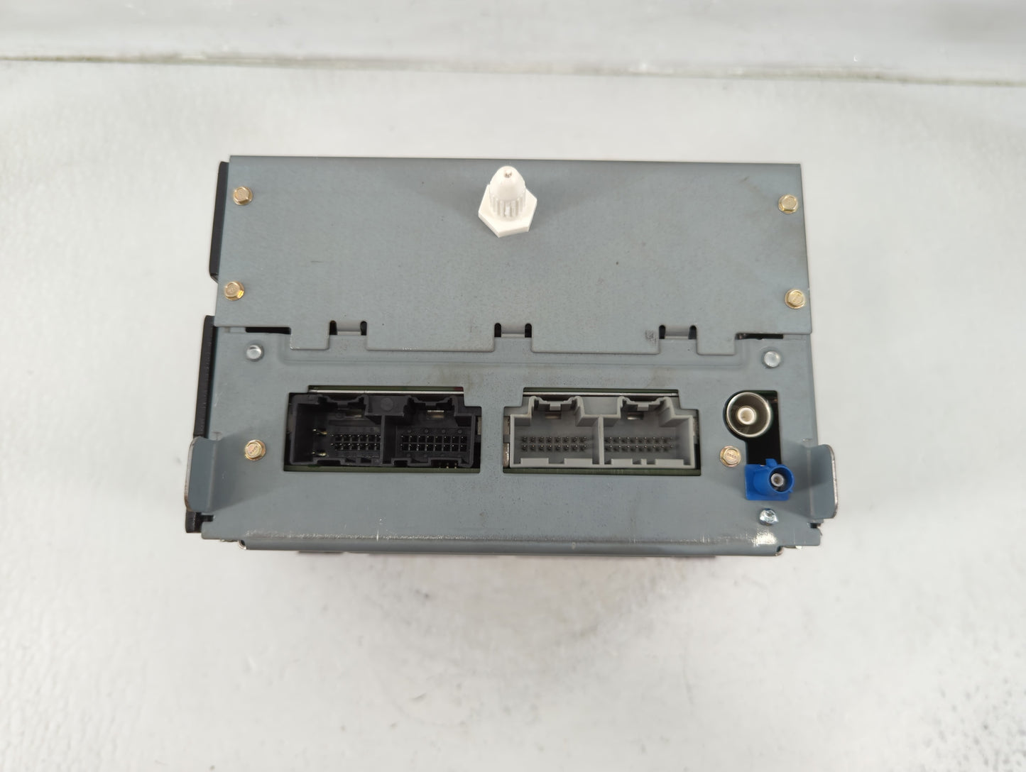 2008-2009 Saturn Vue Radio AM FM Cd Player Receiver Replacement P/N:15942546 Fits Fits 2008 2009 OEM Used Auto Parts - Oemus