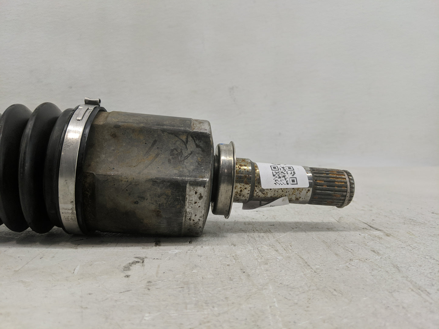 2008-2010 Saturn Vue Axle Shaft Front Driver Cv C/v - Oemusedautoparts1.com