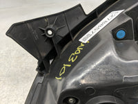 2008-2010 Saturn Vue Tail Light Assembly Passenger Right OEM Fits Fits 2008 2009 2010 2012 OEM Used Auto Parts - Oemusedauto