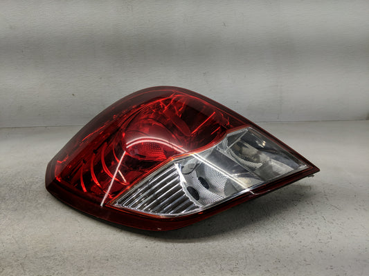 2008-2010 Saturn Vue Tail Light Assembly Driver Left OEM Fits Fits 2008 2009 2010 2012 OEM Used Auto Parts - Oemusedautopart
