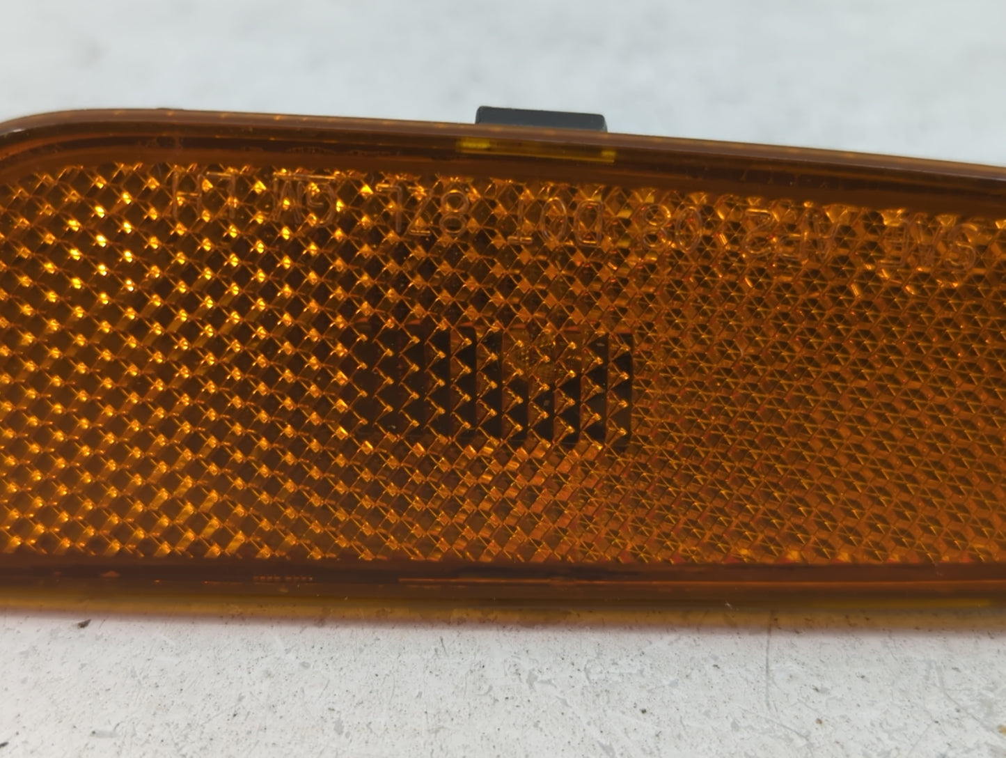2008-2010 Saturn Vue Driver Left Oem Front Light Lamp - Oemusedautoparts1.com