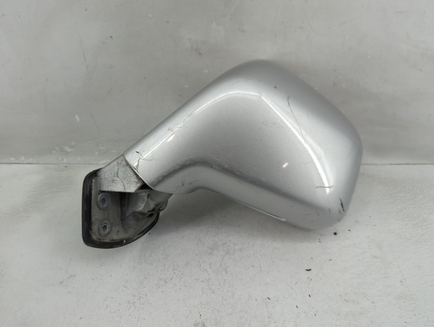 2008-2010 Saturn Vue Driver Side View Mirror - Left Door Mirror OEM Used - Oemusedautoparts1.com