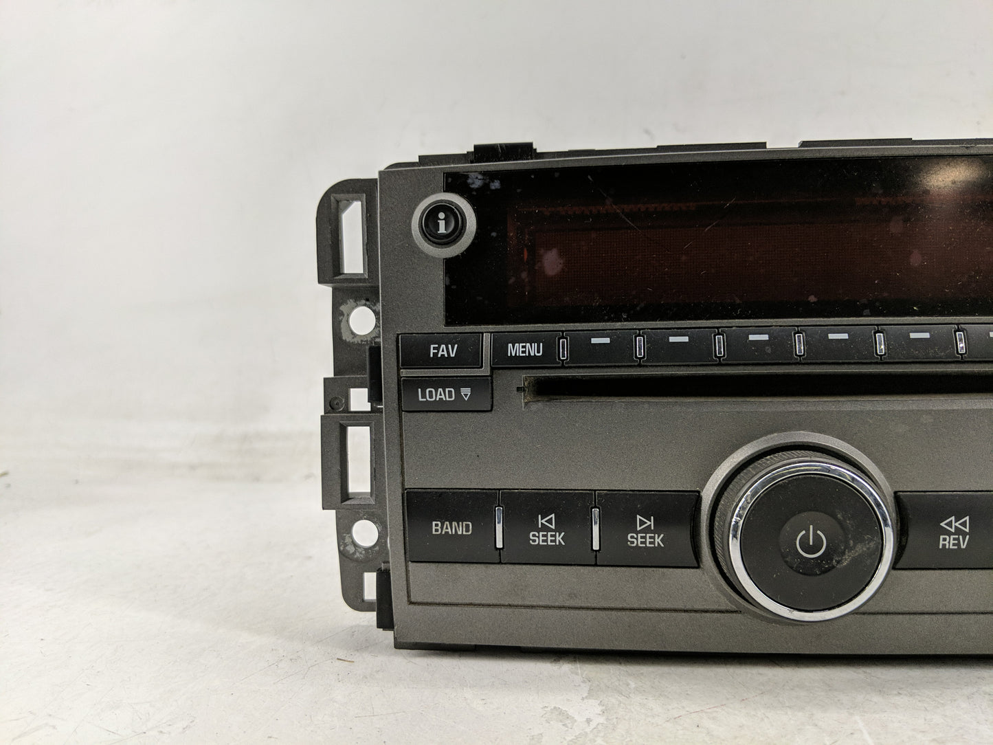 2008 Saturn Vue Radio AM FM Cd Player Receiver Replacement P/N:25920408 Fits OEM Used Auto Parts - Oemusedautoparts1.com