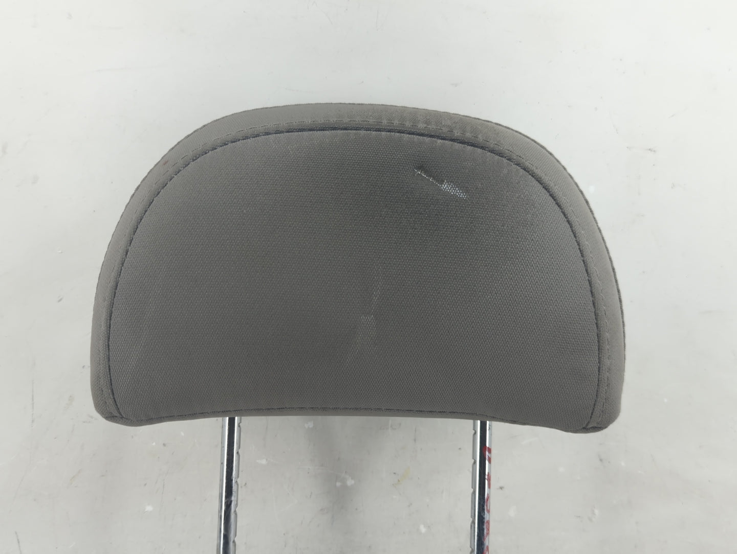 2008-2010 Saturn Vue Headrest Head Rest Rear Seat Fits Fits 2008 2009 2010 OEM Used Auto Parts - Oemusedautoparts1.com
