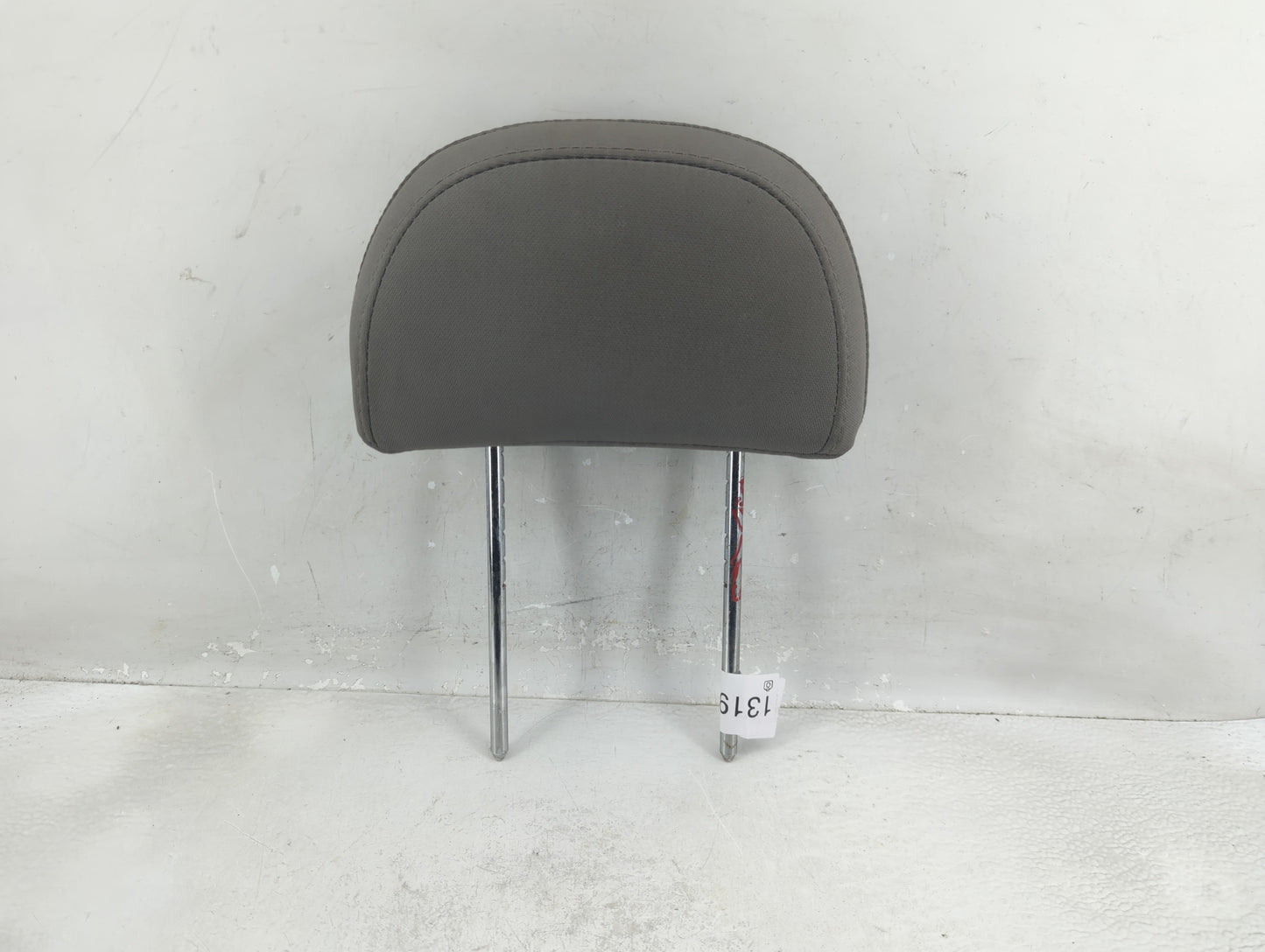 2008-2010 Saturn Vue Headrest Head Rest Rear Center Seat Fits Fits 2008 2009 2010 OEM Used Auto Parts - Oemusedautoparts1.co