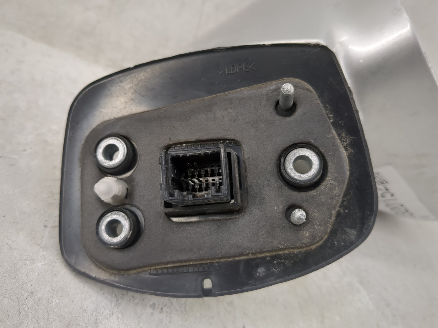 2008-2010 Saturn Vue Passenger Side View Mirror - Right Door Mirror OEM Used - Oemusedautoparts1.com