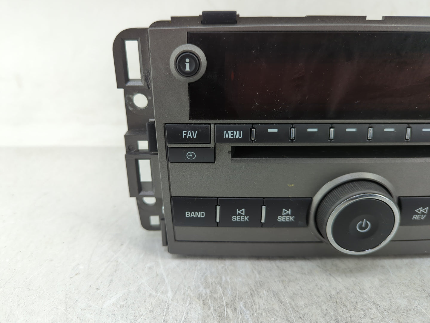 2008 Saturn Vue Radio AM FM Cd Player Receiver Replacement P/N:25956992 Fits OEM Used Auto Parts - Oemusedautoparts1.com