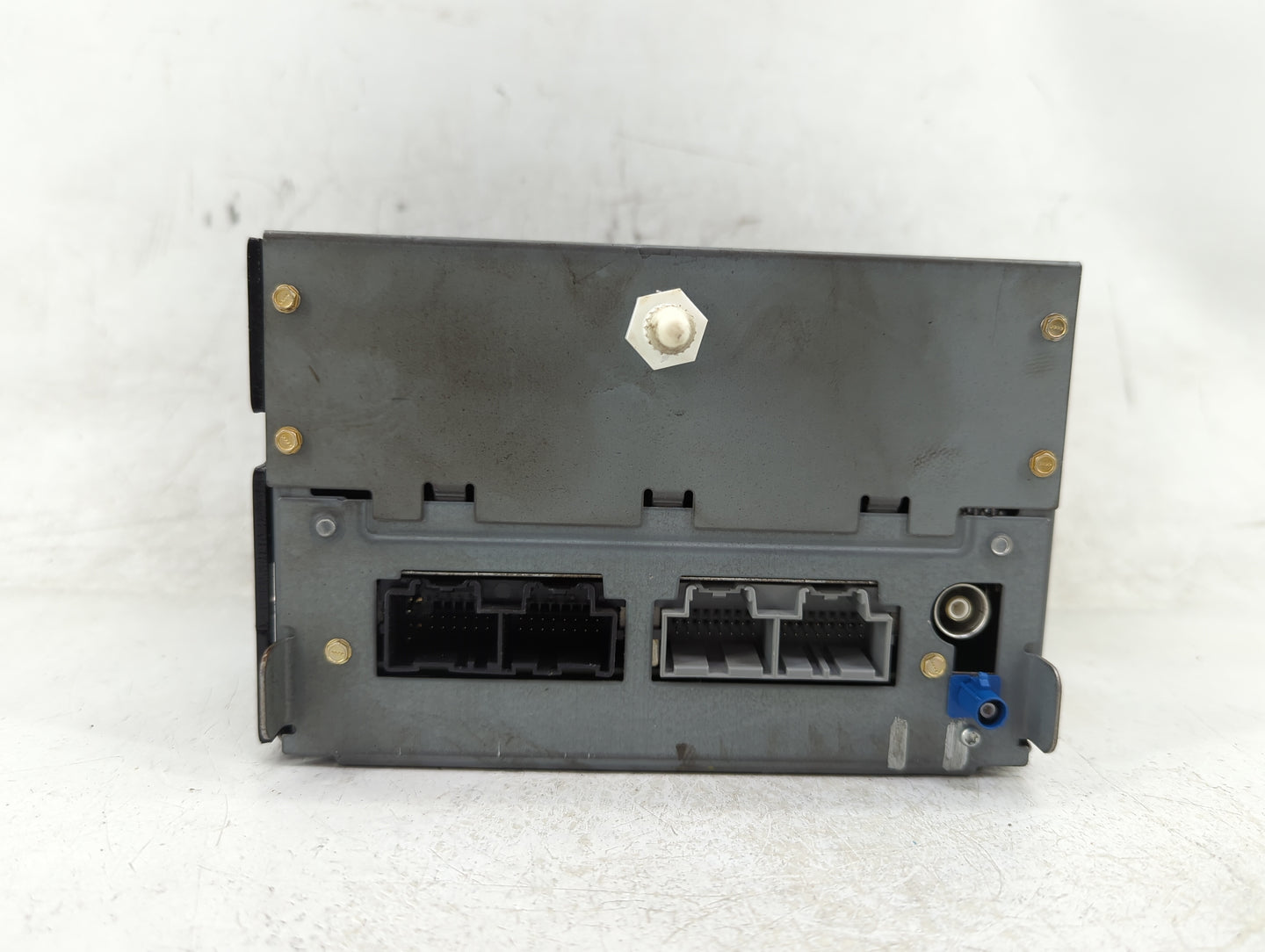 2008-2009 Saturn Vue Radio AM FM Cd Player Receiver Replacement P/N:15942546 Fits Fits 2008 2009 OEM Used Auto Parts - Oemus