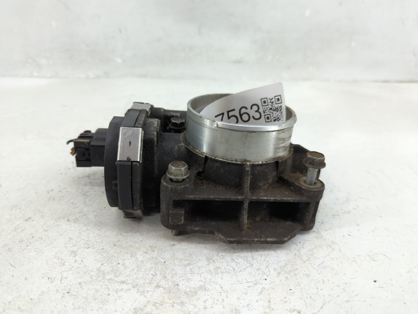 2008-2010 Saturn Vue Throttle Body P/N:12616668 Fits Fits 2007 2008 2009 2010 2011 2012 OEM Used Auto Parts - Oemusedautopar