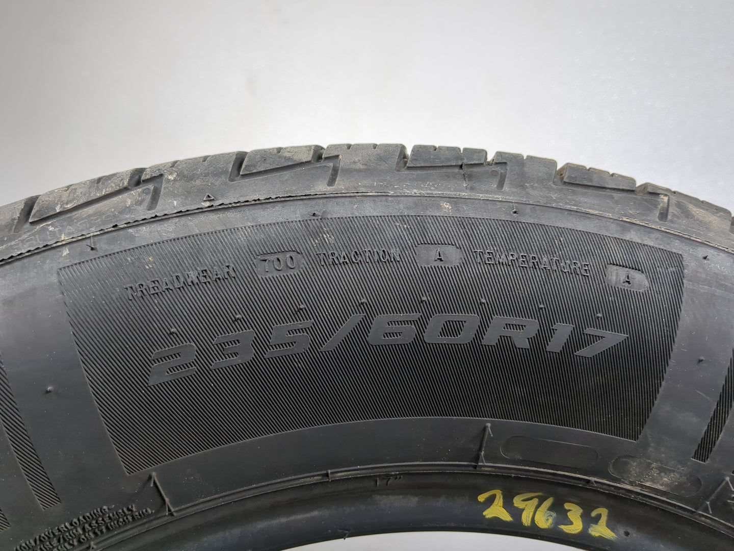 Used Tire 235/60R17 MASTERCRAFT COURSER QUEST 102H - Tread Depth 8/32 - Oemusedautoparts1.com